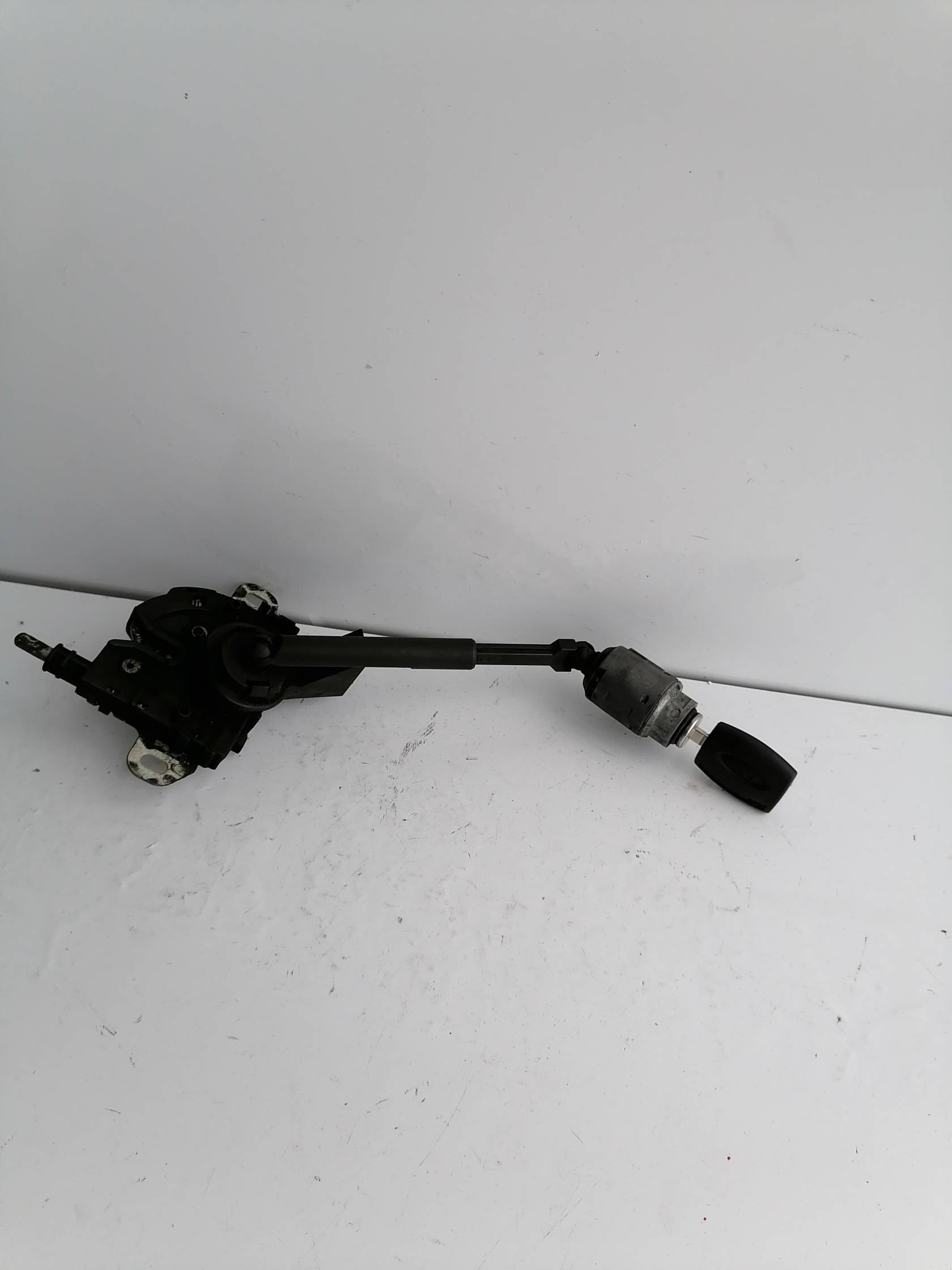 Serratura cofano ant.